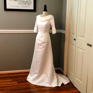 NEW SZ 8 FAUX FUR SATIN FORMAL WINTER BRIDAL GOWN